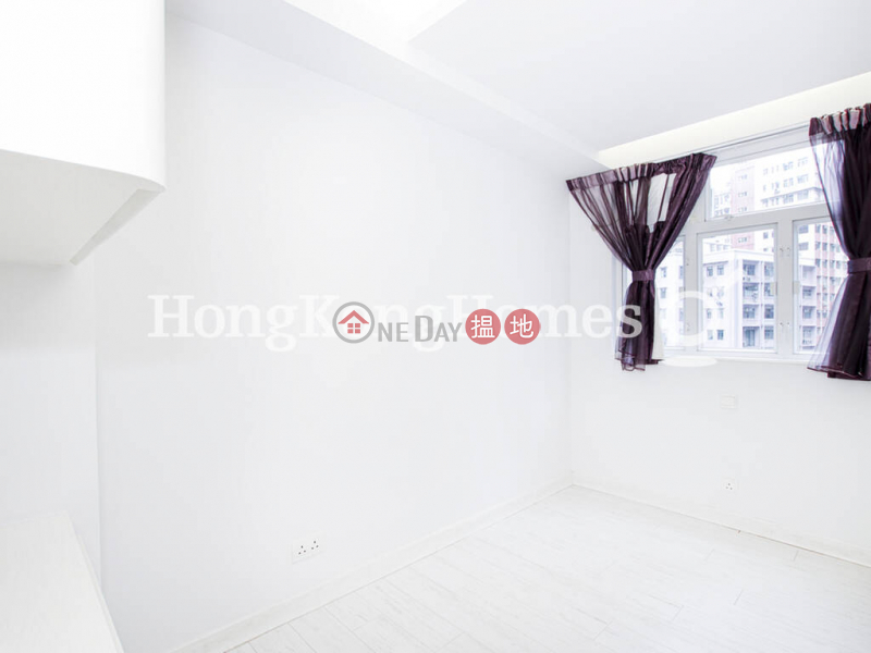 HK$ 24,800/ month, Tak Fai Building Wan Chai District 3 Bedroom Family Unit for Rent at Tak Fai Building