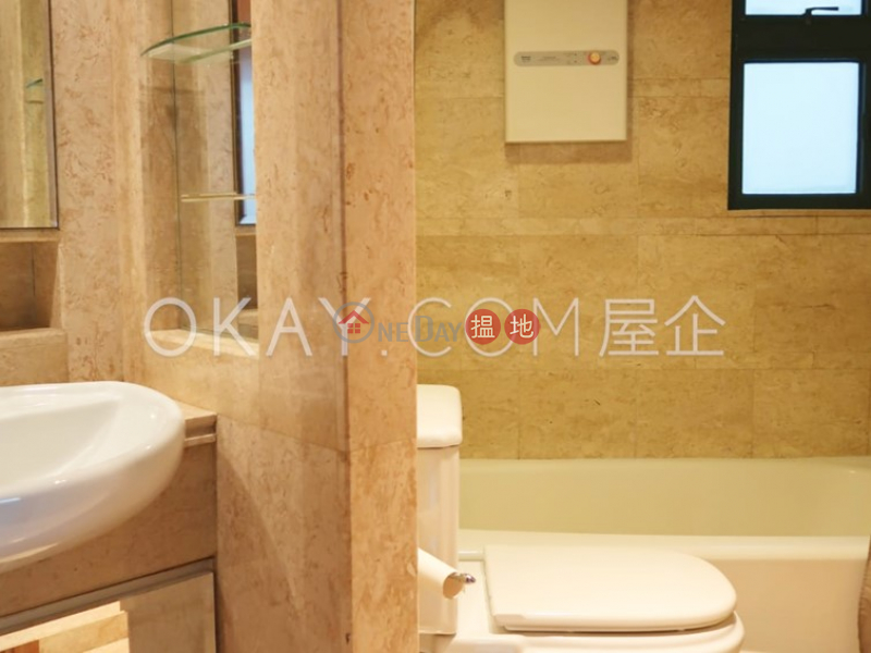 Practical 1 bedroom with sea views | Rental | Manhattan Heights 高逸華軒 Rental Listings