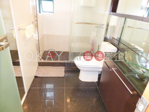 Luxurious 2 bedroom on high floor with rooftop | For Sale | Prosperous Height 嘉富臺 _0