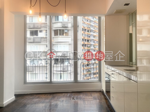 Nicely kept 2 bedroom on high floor with rooftop | For Sale | Fook Wah Mansions 福華大廈 _0