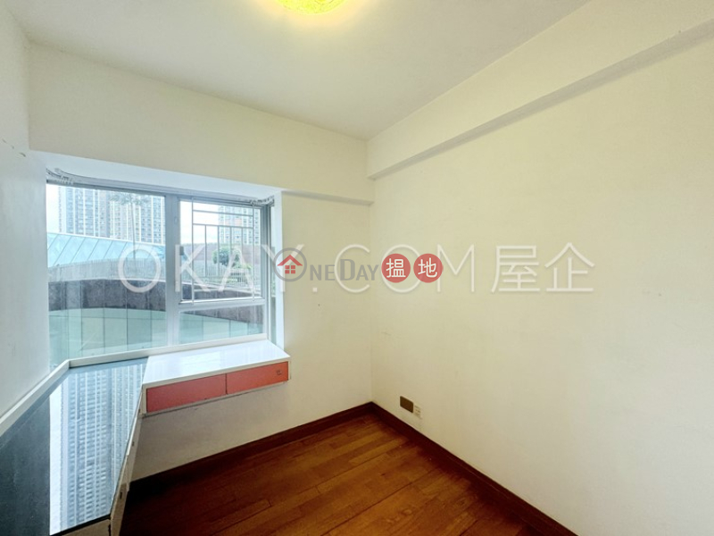 3房2廁,星級會所漾日居1期2座出售單位|漾日居1期2座(The Waterfront Phase 1 Tower 2)出售樓盤 (OKAY-S139354)