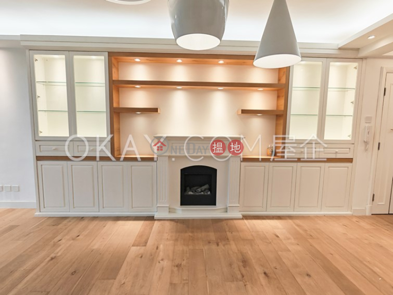 HK$ 1,350萬|曉嵐閣3座|西貢|2房2廁,實用率高,星級會所,連車位曉嵐閣3座出售單位