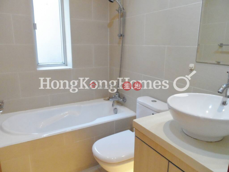 HK$ 68,000/ month, Hillview, Central District | 3 Bedroom Family Unit for Rent at Hillview