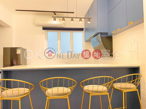 Popular 2 bedroom in Mid-levels West | Rental | Ping On Mansion 平安大廈 _0