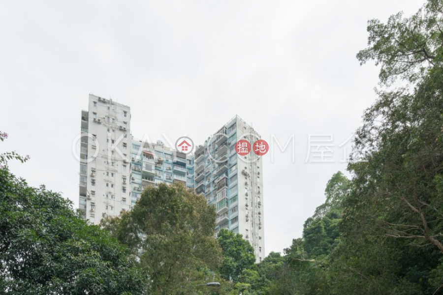 Charming 3 bedroom with balcony & parking | For Sale | Monticello 滿峰台 Sales Listings
