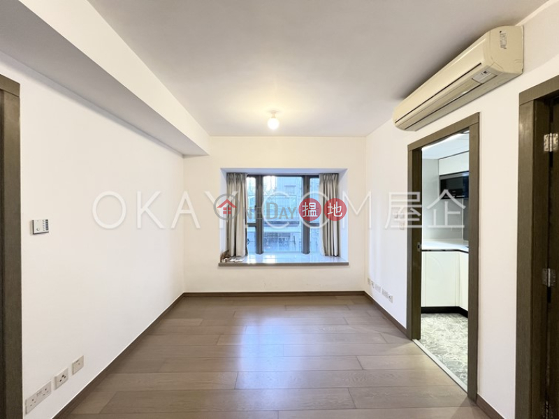 Charming 1 bedroom with balcony | For Sale | Centre Point 尚賢居 Sales Listings