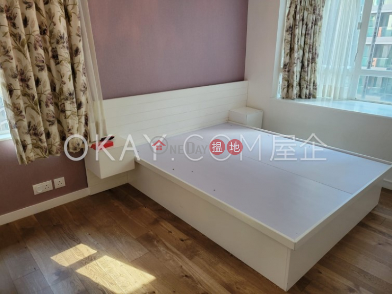 Nicely kept 2 bedroom in Mid-levels West | Rental | 2 Seymour Road | Western District, Hong Kong | Rental HK$ 33,000/ month
