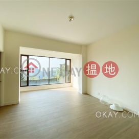 Unique 2 bedroom in The Peak | Rental, Vivian Court 瑞燕大廈 | Central District (OKAY-R355887)_0