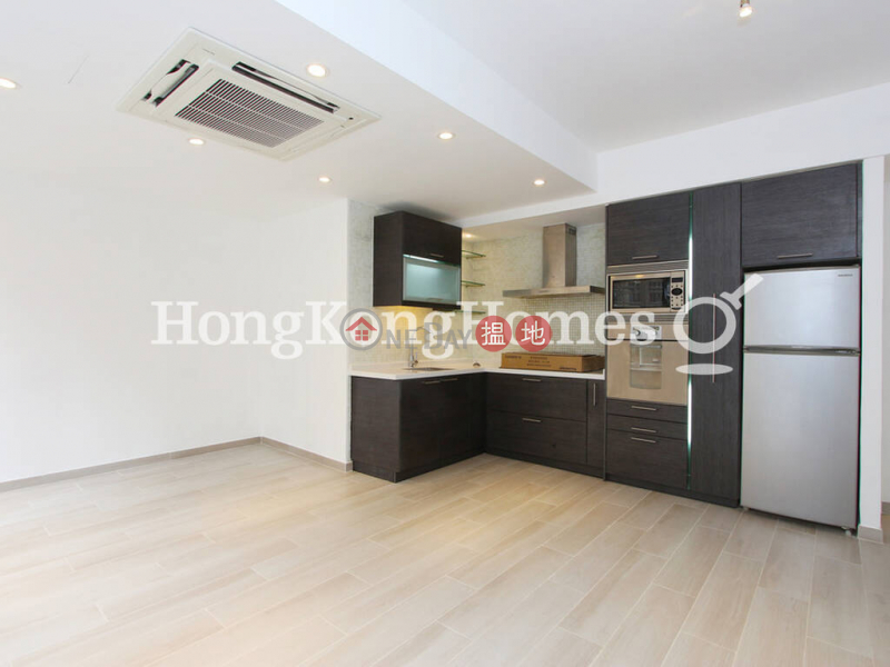 HK$ 10M | Lai Sing Building Wan Chai District, Studio Unit at Lai Sing Building | For Sale