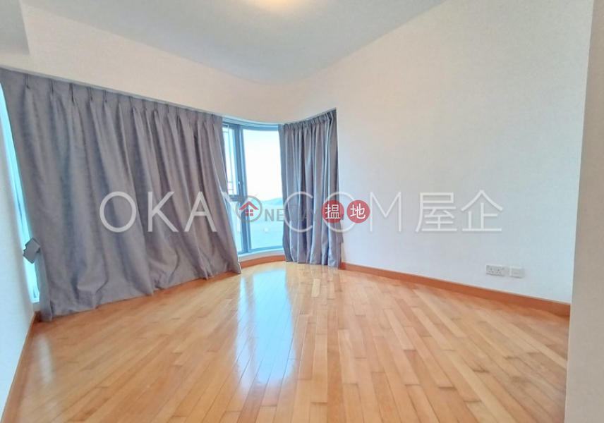 HK$ 70,000/ month | Phase 2 South Tower Residence Bel-Air, Southern District Exquisite 3 bedroom on high floor with balcony | Rental