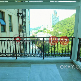 Efficient 3 bedroom with sea views, balcony | Rental