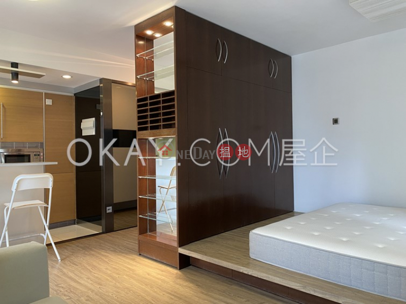 Tasteful studio with balcony | For Sale 108 Hollywood Road | Central District, Hong Kong, Sales | HK$ 10.8M