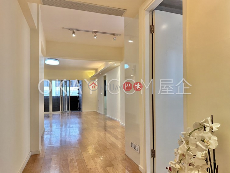 Property Search Hong Kong | OneDay | Residential | Sales Listings | Popular 3 bedroom on high floor with balcony | For Sale