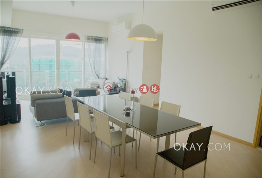 Gorgeous 4 bedroom on high floor with balcony | For Sale | Avignon Tower 7 星堤7座 Sales Listings