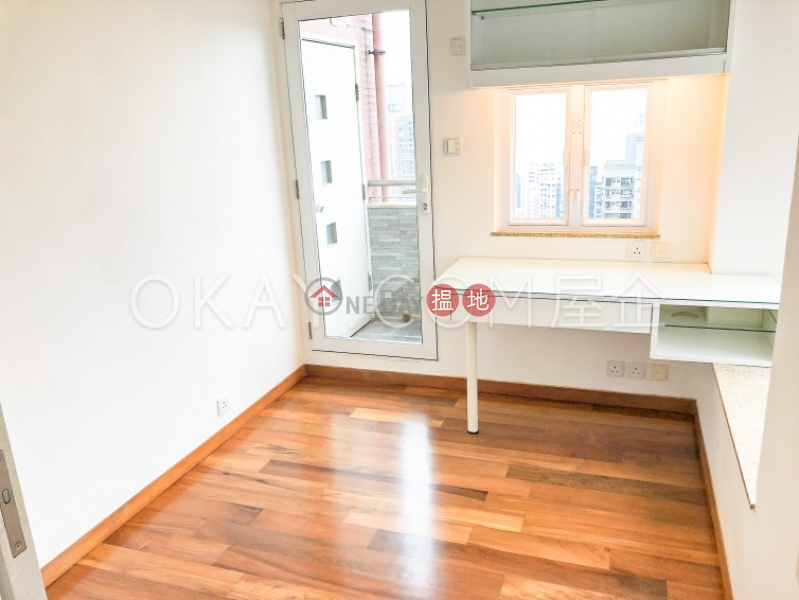 HK$ 26,000/ month Golden Lodge Western District | Lovely 2 bed on high floor with harbour views & balcony | Rental