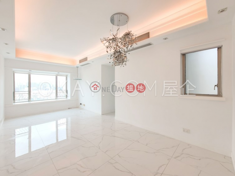 Popular 2 bedroom in Kowloon Station | For Sale | Sorrento Phase 2 Block 2 擎天半島2期2座 Sales Listings