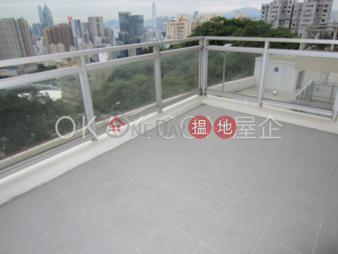 Gorgeous 3 bedroom with balcony & parking | Rental | Aurizon Quarters 金雲閣 _0
