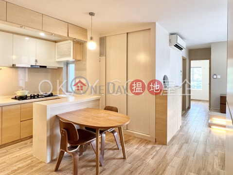 Generous 2 bedroom in Pokfulam | Rental, Academic Terrace Block 3 學士台第3座 | Western District (OKAY-R108781)_0