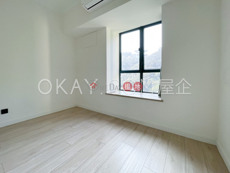 Luxurious 2 bedroom on high floor with parking | Rental | Hillsborough Court 曉峰閣 Rental Listings