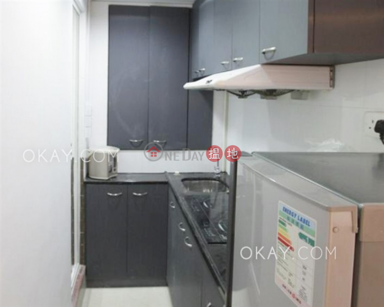 HK$ 8.3M | Rita House Wan Chai District Practical 2 bed on high floor with rooftop & balcony | For Sale