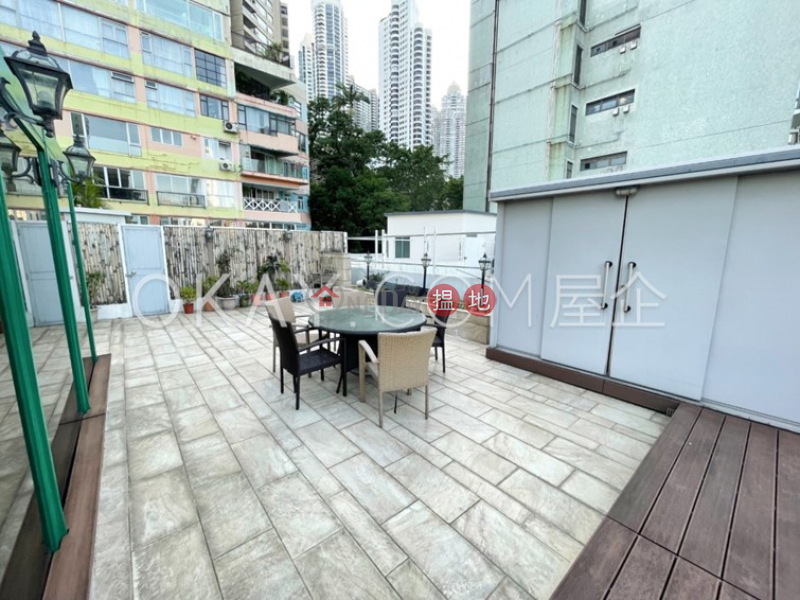 Property Search Hong Kong | OneDay | Residential | Rental Listings, Gorgeous 2 bedroom on high floor with rooftop & balcony | Rental
