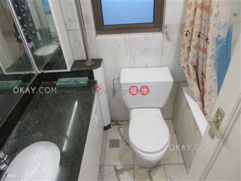 HK$ 50,000/ month Parkview Club & Suites Hong Kong Parkview Southern District Nicely kept 2 bedroom with parking | Rental