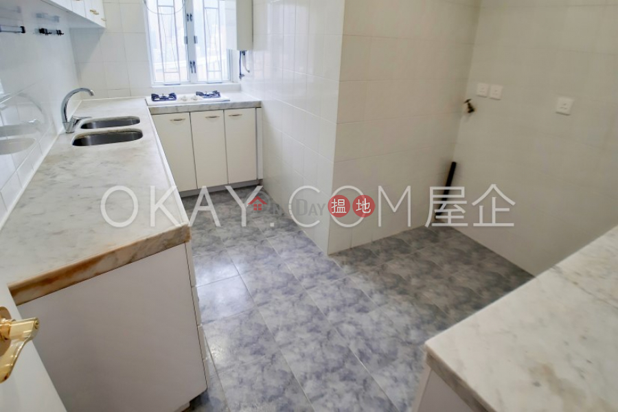 HK$ 37,000/ month, Miramar Villa Wan Chai District | Charming 3 bedroom with parking | Rental