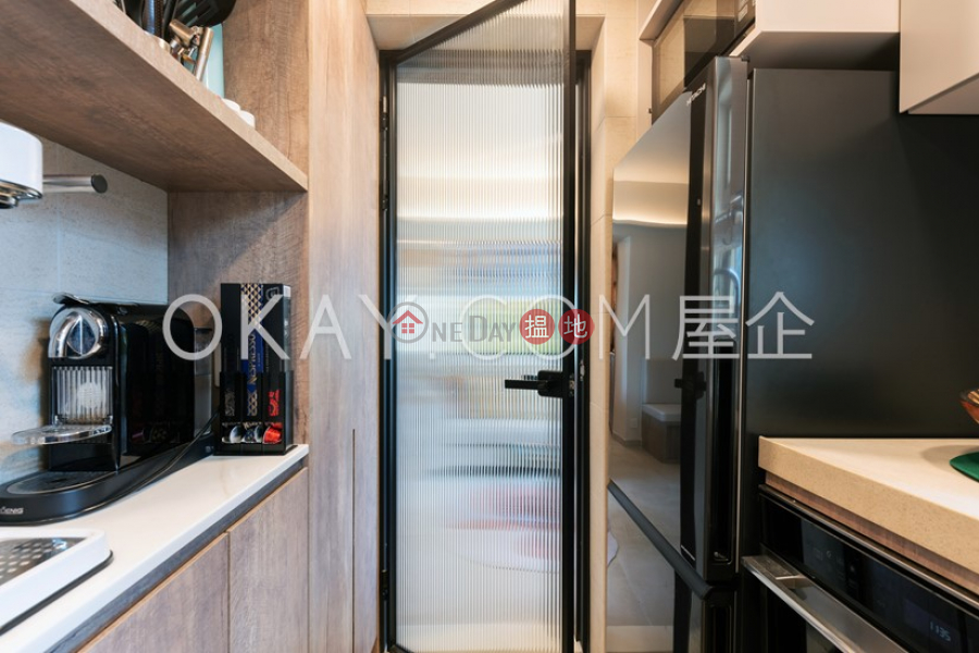 Centre Place | Middle Residential Rental Listings | HK$ 38,500/ month