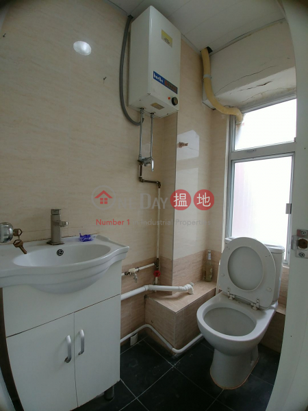 大窗光猛 有內廁熱水爐 磚牆 即走-146偉業街 | 觀塘區|香港出租HK$ 6,600/ 月