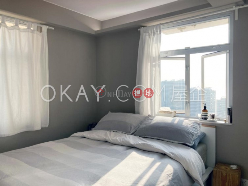 Stylish 3 bedroom in Pokfulam | For Sale, 180 Pok Fu Lam Road | Western District, Hong Kong | Sales | HK$ 11.9M