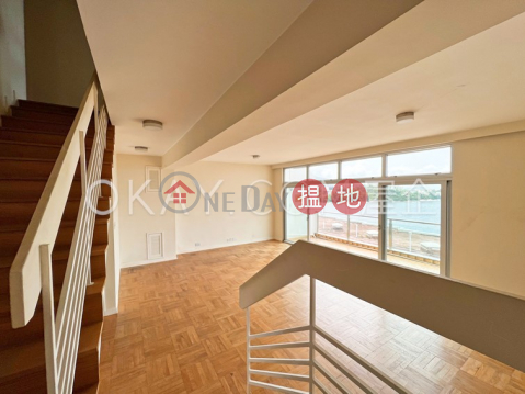 Stylish house with balcony & parking | Rental | 30 Cape Road Block 1-6 環角道 30號 1-6座 _0