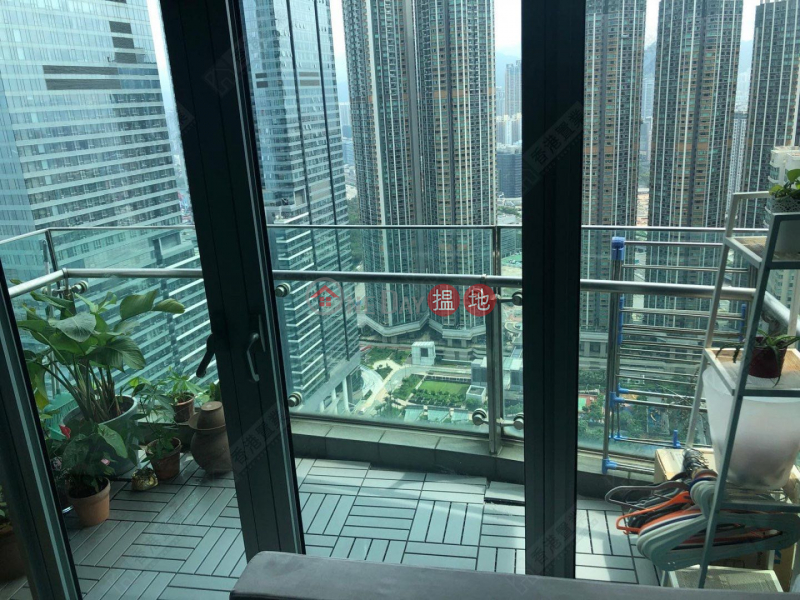 Property Search Hong Kong | OneDay | Residential Sales Listings | Two bedrooms, one suite, and one study in The Harbourside