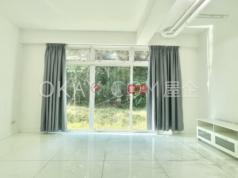 Charming house with rooftop & balcony | Rental | New Villa Cecil - Phase 1 新趙苑 - 第1期 Rental Listings