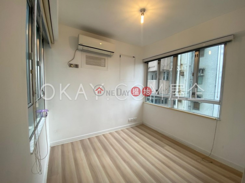 HK$ 26,000/ month | Sherwood Court | Western District Intimate 2 bedroom in Mid-levels West | Rental