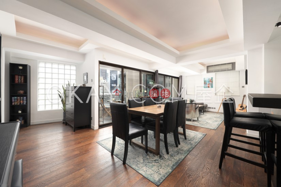 Charming penthouse with rooftop & balcony | For Sale | 52 Elgin Street 伊利近街52號 Sales Listings