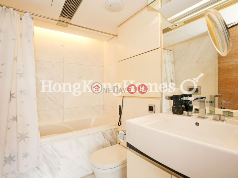 3 Bedroom Family Unit for Rent at Centrestage | Centrestage 聚賢居 Rental Listings