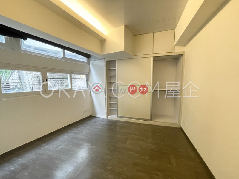 Nicely kept 2 bedroom with parking | Rental | Ivory Court 華麗閣 Rental Listings