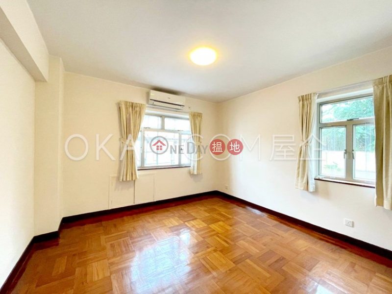 HK$ 24.5M, Summit Court, Eastern District | Efficient 3 bedroom with balcony & parking | For Sale