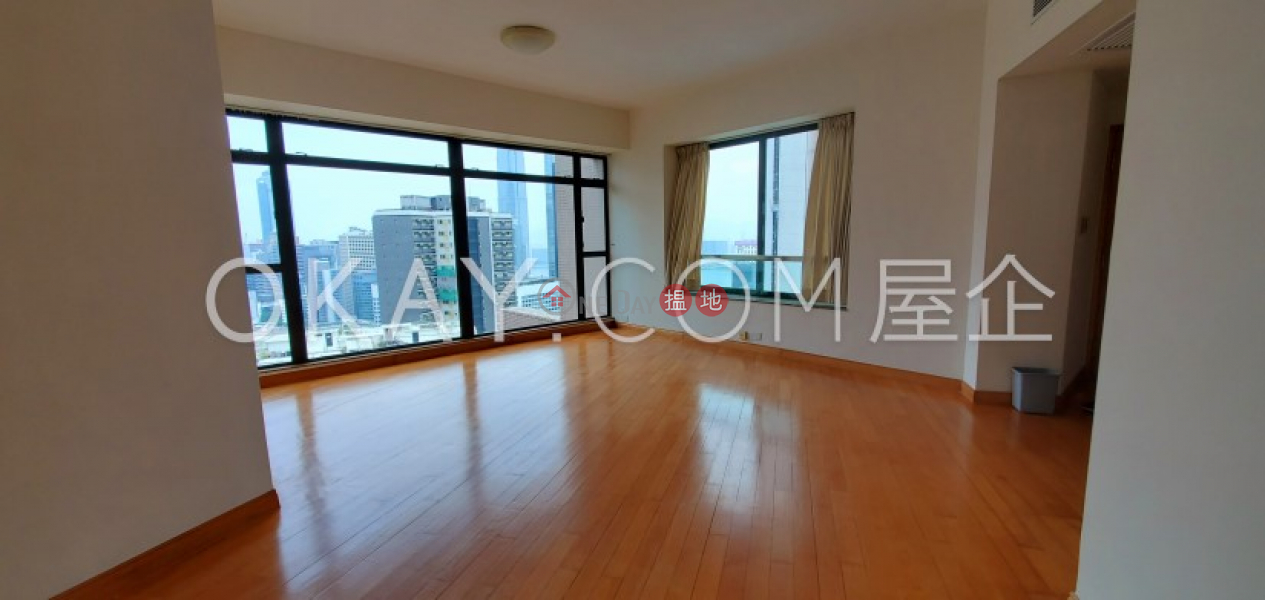 Unique 3 bedroom with balcony | Rental, Fairlane Tower 寶雲山莊 Rental Listings | Central District (OKAY-R34021)