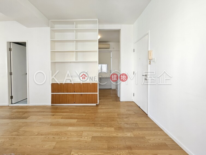 HK$ 27,500/ month, Nan Sang Building, Western District Generous 1 bedroom in Western District | Rental
