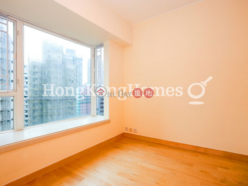 HK$ 30,000/ month | Reading Place | Western District 3 Bedroom Family Unit for Rent at Reading Place