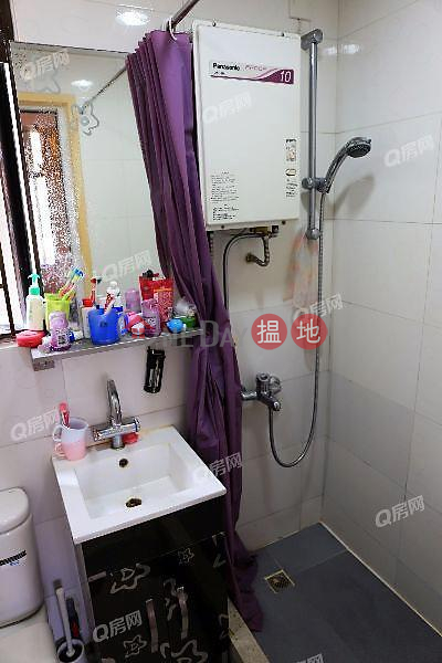 Property Search Hong Kong | OneDay | Residential | Rental Listings | Ho Shun Yee Building Block A | 2 bedroom Low Floor Flat for Rent