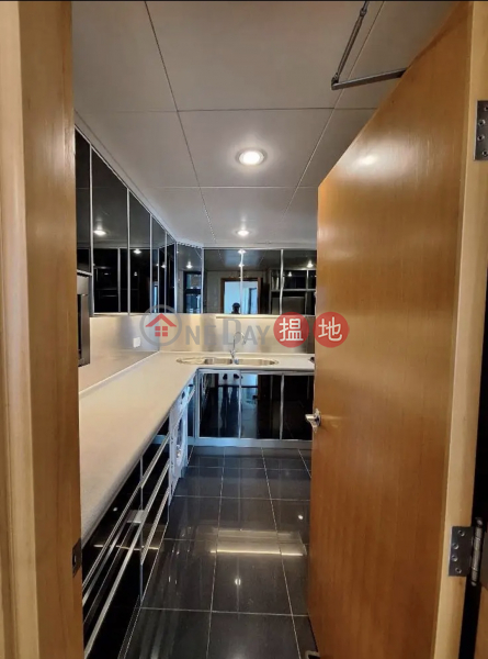 80 ROBINSON ROAD 3 BED 2 BATH | 80 Robinson Road | Western District | Hong Kong, Rental, HK$ 54,000/ month