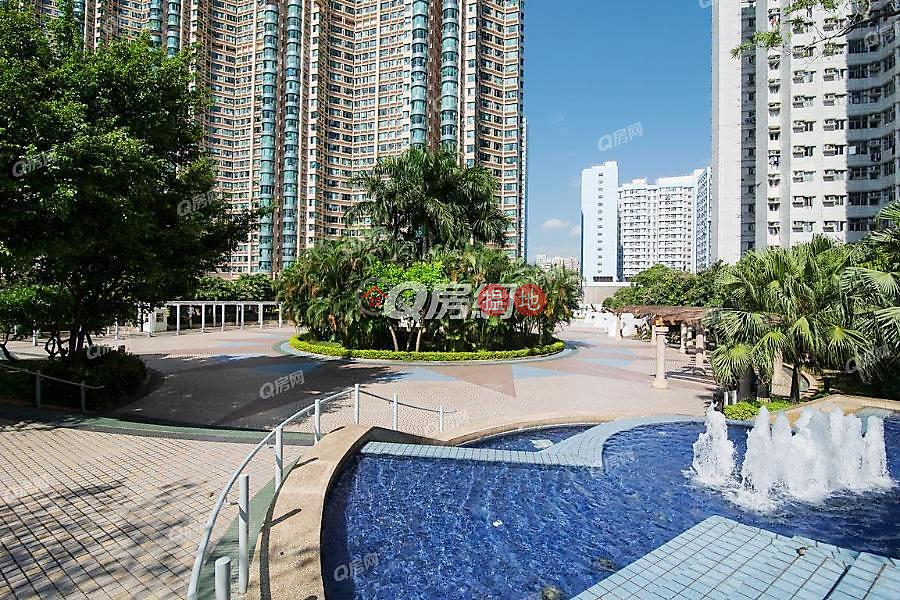 Property Search Hong Kong | OneDay | Residential Sales Listings | Park Avenue | 2 bedroom Low Floor Flat for Sale