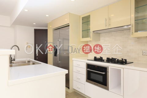 Efficient 1 bedroom with balcony | For Sale | Village Tower 山村大廈 _0