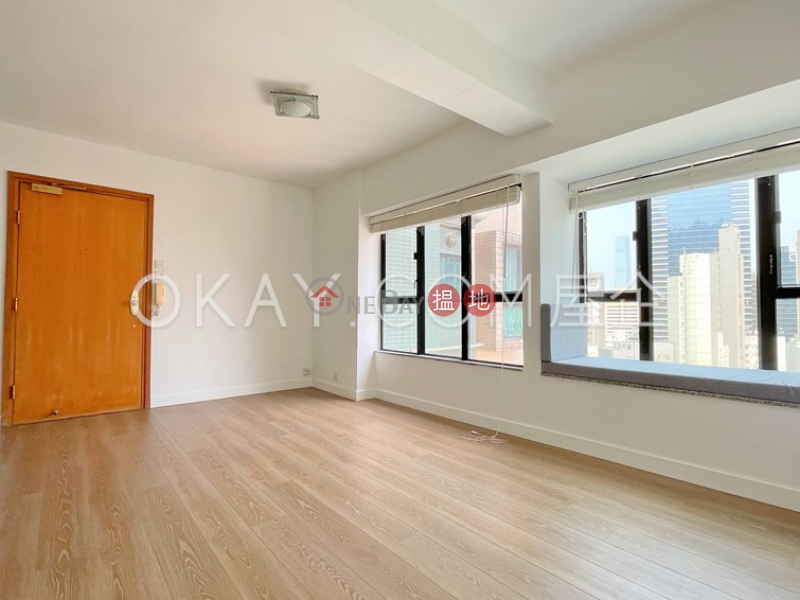 Property Search Hong Kong | OneDay | Residential Sales Listings | Elegant 2 bedroom in Sheung Wan | For Sale