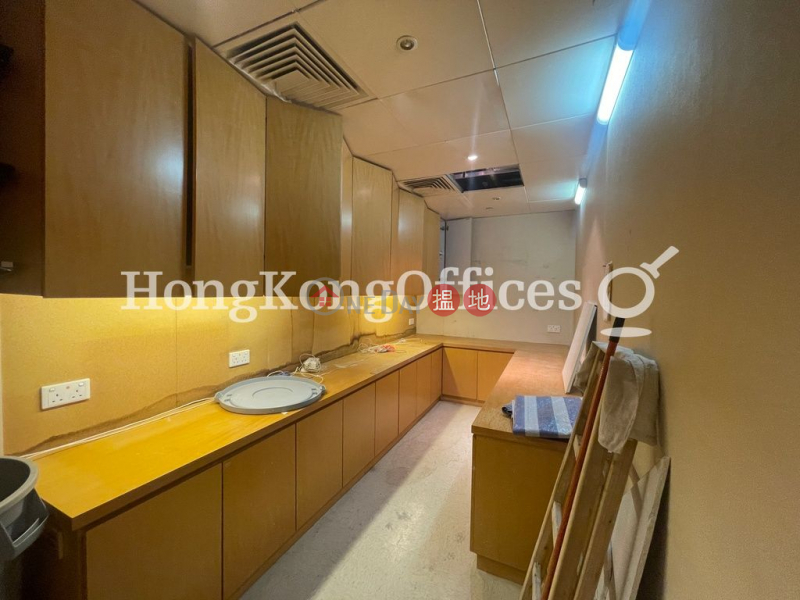 Property Search Hong Kong | OneDay | Office / Commercial Property Rental Listings Office Unit for Rent at Shun Tak Centre