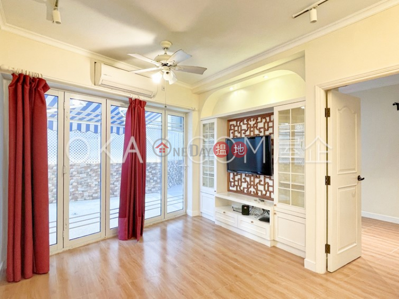 Tasteful 2 bedroom with terrace | Rental, Caineway Mansion 堅威大廈 Rental Listings | Western District (OKAY-R95097)