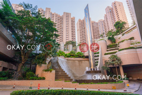 Beautiful 2 bedroom with balcony | Rental | Parkview Heights Hong Kong Parkview 陽明山莊 摘星樓 _0