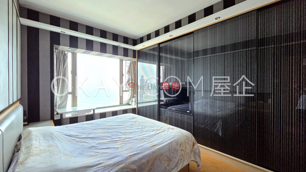Luxurious 3 bedroom on high floor with sea views | For Sale 89 Pok Fu Lam Road | Western District, Hong Kong, Sales, HK$ 36M